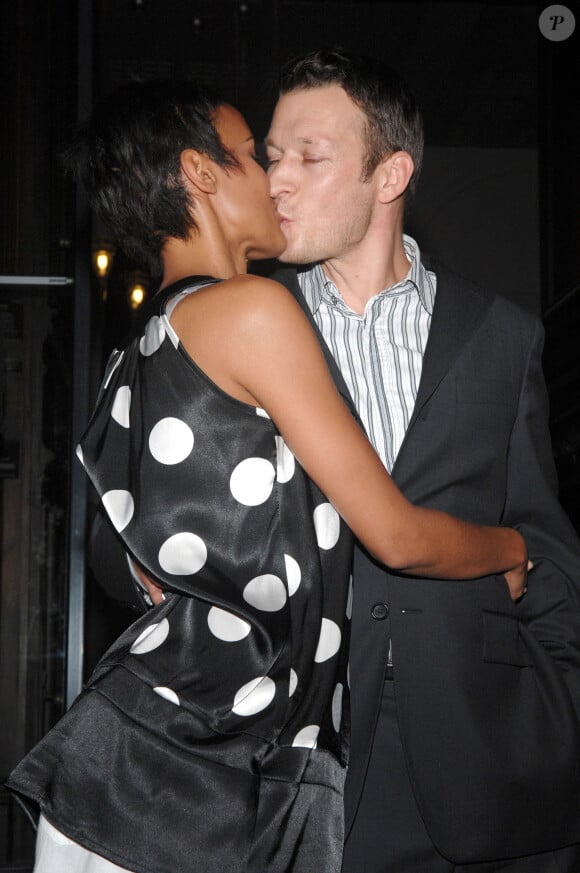 Sonia Rolland et Christophe Rocancourt assistent au 14e gala annuel 'Faire Face' de collecte de fonds contre le sida chez les enfants, qui se tient à l'Opéra d'Avignon, en France, le 6 octobre 2007. Photo by Gorassini-Khayat/ABACAPRESS.COM