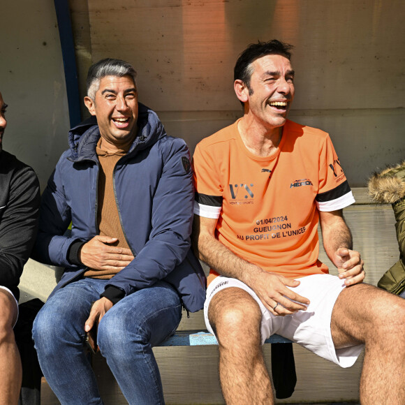 Yoann Huget, Smaïl Bouabdellah et Robert Pires lors du match caritative au bénéfice de l'Unicef opposant la Team Saône-et-Loire à la Team Unicef au stade Jean-Laville de Gueugnon, France, le 1er avril 2024. Le Match a permis de récolter la somme de 10 000 euros pour les différentes actions de l’UNICEF. Devant plus de 6700 spectateurs, la Team Unicef s’est imposé 12-2. © Pierre Perusseau/Bestimage 