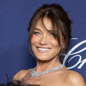 Carla Bruni-Sarkozy - Cérémonie du remise du Trophée Chopard au Carlton Beach à Cannes, lors du 76ème Festival International du Film de Cannes. Le 19 mai 2023 © Olivier Borde / Bestimage 