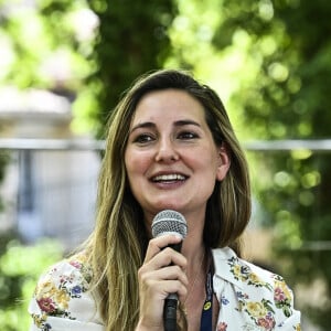 Marie Portolano lors du festival International du Journalisme à Couthures-sur-Garonne, France, le 15 juillet 2022. © Thierry Breton /Panoramic/Bestimage