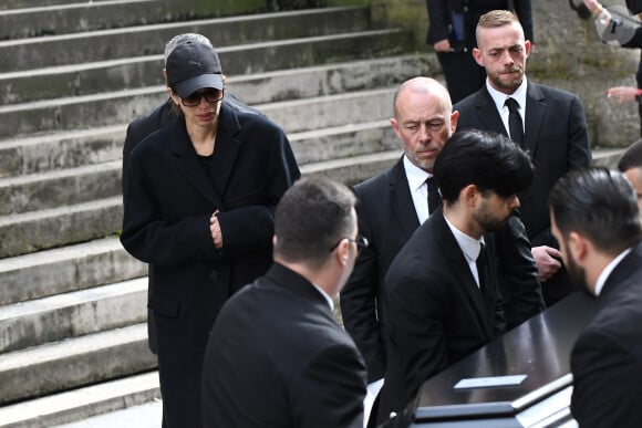 Maïwenn - Arrivées aux obsèques de Jean-Yves Le Fur en l'église Saint-Roch à Paris, le 6 avril 2024. 