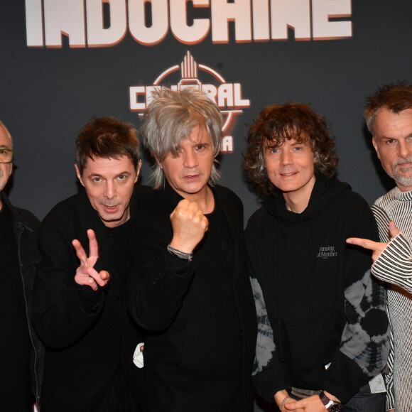 Marc Eliard, Boris Jardel, Nicola Sirkis, Ludwig Dahlberg, Olivier Gérard - Le groupe Indochine lors de la projection du film "Indochine, Central Tour au Cinéma" au cinéma Pathé d'Ivry-sur-Seine. Le 17 novembre 2022 © Veeren / Bestimage