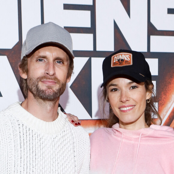 Il souhaite faire d'elle la star de son prochain film. "Ça lui a donné l'idée de me proposer un rôle dans Babysitting 2. Je l'ai fait, et l'aventure était partie" confiait-elle.
Philippe Lacheau et sa compagne Elodie Fontan - Avant-première du film "Gardiens de la galaxie épisode 3" au Gaumont Disney village à Chessy, France, le 22 avril 2023. © Christophe Clovis / Guirec Coadic / Bestimage