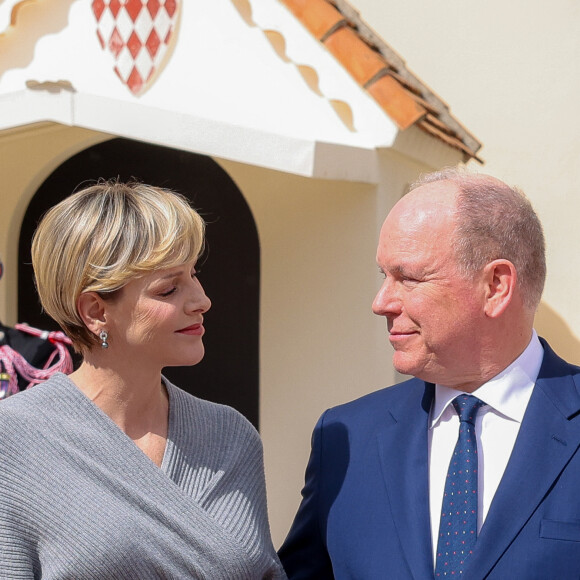 Le prince Albert II de Monaco et la princesse Charlène de Monaco - Le prince de Monaco fête son anniversaire (66 ans) en famille sur la Place du Palais princier de Monaco, le 14 mars 2024. © Claudia Albuquerque/Bestimage 