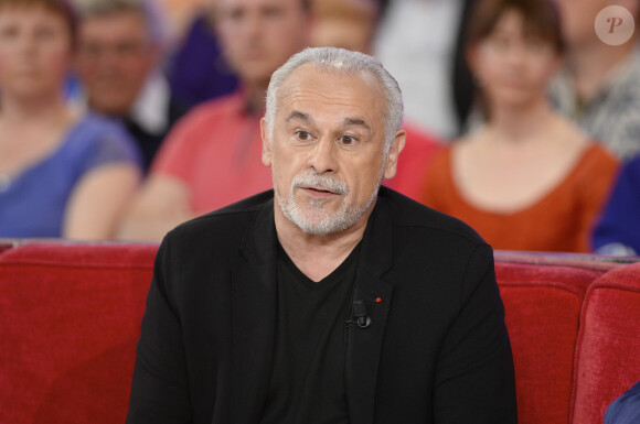 Francis Perrin - Enregistrement de l'émission "Vivement Dimanche" à Paris le 13 mai 2015 et qui sera diffusée le 17 Mai 2015. Invité principal Charlotte de Turckheim