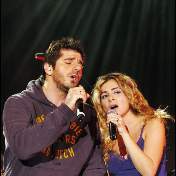 Archives - Julie Zenatti et Patrick Fiori à la soirée de lancement des chaînes 'M6 Music Rock' et 'M6 Music Black' à l'espace Wagram.