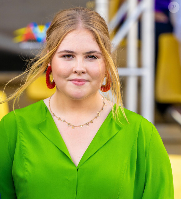 La princesse Catharina-Amalia visite l'académie de football Compleho Deportivo Frans Figaroa à Aruba le 31 janvier 2023.