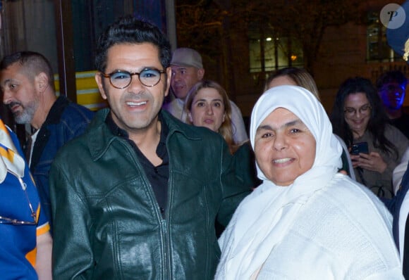 Exclusif - Jamel Debbouze et sa mère Fatima Debbouze - After party de l'avant-première de la série "Terminal" à l'hôtel des Italiens (ancien siège du Crédit Lyonnais) à Paris le 8 avril 2024. © Rachid Bellak/Bestimage 