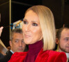 Céline Dion doit vivre avec sa maladie
 
Céline Dion arbore un total look rouge satin et velour à la sortie de son hôtel à New York.