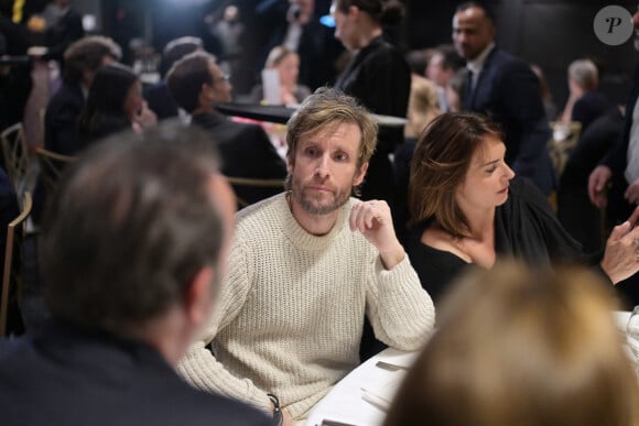 Philippe Lacheau a dévoilé une vidéo de sa rencontre avec Ryan Gosling sur Instagram
Philippe Lacheau - Dîner de charité Breitling à la Samaritaine pour l'association "Premiers de Cordée" à Paris le 4 avril 2024. L'association Premiers de Cordée propose des animations sportives auprès des enfants hospitalisés. ADN de l'association depuis sa création, ce programme comprend de nombreuses actions pour initier un maximum d'enfants malades et/ou en situation de handicap à la pratique sportive. © Rachid Bellak/Bestimage 