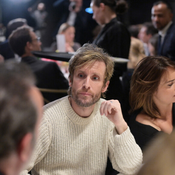 Philippe Lacheau a dévoilé une vidéo de sa rencontre avec Ryan Gosling sur Instagram
Philippe Lacheau - Dîner de charité Breitling à la Samaritaine pour l'association "Premiers de Cordée" à Paris le 4 avril 2024. L'association Premiers de Cordée propose des animations sportives auprès des enfants hospitalisés. ADN de l'association depuis sa création, ce programme comprend de nombreuses actions pour initier un maximum d'enfants malades et/ou en situation de handicap à la pratique sportive. © Rachid Bellak/Bestimage 