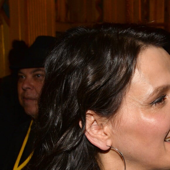 Juliette Binoche et sa fille ont aussi tourné un film ensemble.
Juliette Binoche et sa fille Hannah Magimel - Juliette Binoche reçoit le "French Cinema Award Unifrance" au Ministère de la Culture à Paris, le 19 janvier 2018. © Veeren/Bestimage 