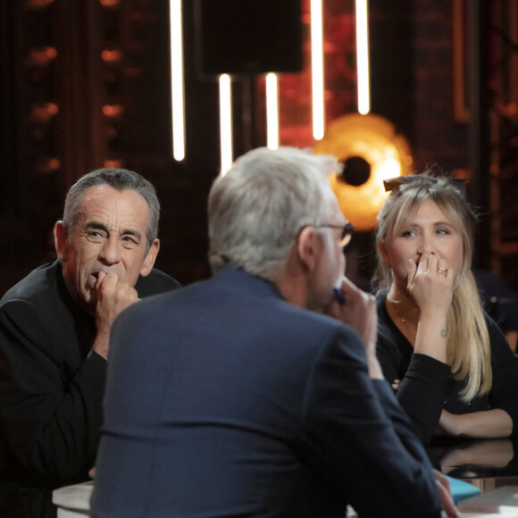 Exclusif - Thierry Ardisson, Bérangère Krief - Enregistrement de l'émission "On Est En Direct" (OEED), présentée par L.Ruquier, diffusée sur France 2 le 6 mars © Jack Tribeca / Bestimage  Exclusive - No Web No Blog pour Belgique et Suisse 