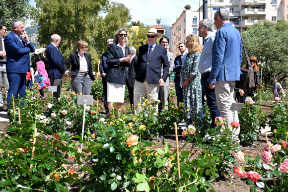 Le prince Albert II de Monaco et la princesse Caroline de Hanovre ont célébré les 40 ans d'existence de la Roseraie Princesse Grace, le 3 mai 2024, à Monaco. Créé en 1984 et rénové en 2014, ce jardin odorant est un hommage du Prince Rainier III à son épouse. Installé non loin du chapiteau de Fontvieille. Les 5000m² de cette roseraie, permettent de découvrir plus de 315 variétés de rosiers représentant 6000 pieds de rosiers, répartis en 7 thèmes. Toutes les opérations d'entretien ainsi que les animations proposées tout au long de l'année ont permis d'obtenir la labellisation Espace Végétal Ecologique (EVE) " ECOCERT " pour ce site. © Bruno Bebert / Bestimage 