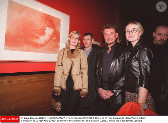 Vernissage de l'exposition de Paul Belmondo (le père de Jean-Paul) au Petit Palais. Paul Belmondo (le petit-fils) et sa femme Luana, Johnny Hallyday &sa femme Laeticia. Jean-Jacques Datchary/ABACA. 22027-4. Paris-France, 20/11/2000.