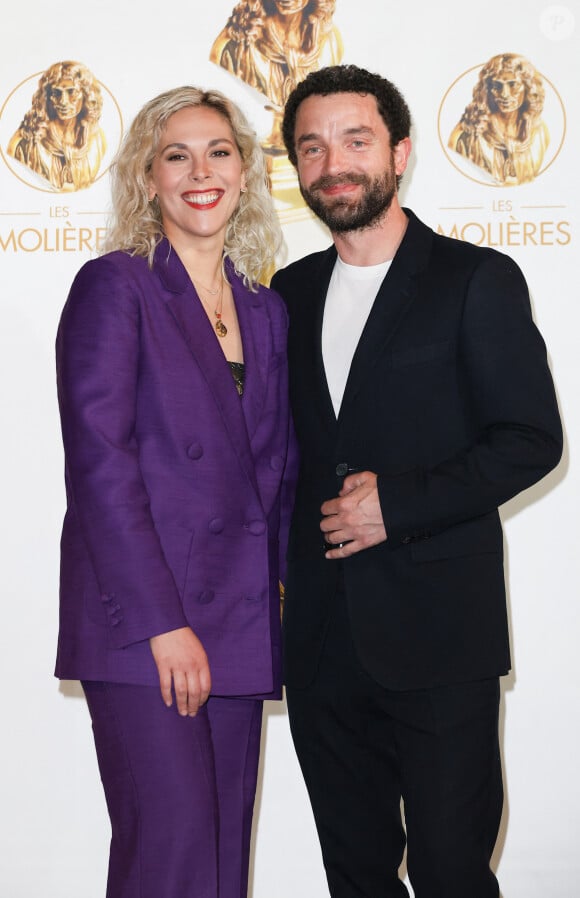 Alysson Paradis et son compagnon Guillaume Gouix - 35ème cérémonie des Molières aux Folies Bergère à Paris le 6 mai 2024. © Coadic Guirec / Bestimage