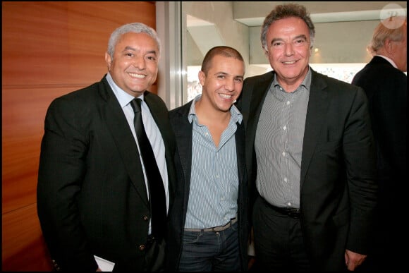 Le producteur François Bennaceur, est décédé le 8 mai 2024, à l'âge de 72 ans, des suites d'une longue d'une maladie.   FRANCOIS BENNACEUR, FAUDEL, ALAIN AFFLELOU - TOURNOI DE TENNIS DE ROLAND GARROS - JOURNEE DU 4 JUIN 2008  