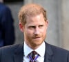 Actuellement à Londres à l'occasion de la cérémonie d'anniversaire des Invictus Games, le prince Harry a pu compter sur le soutien du clan de sa maman, la princesse Diana
Le prince Harry, duc de Sussex arrive à la célébration du 10ème anniversaire des Invictus Games, en la cathédrale Saint-Paul à Londres