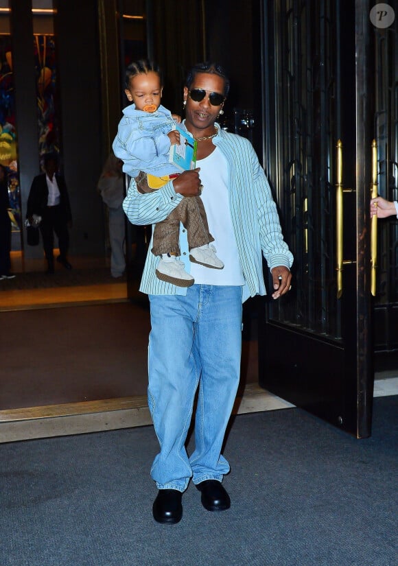 Rihanna et son compagnon Asap Rocky fêtent le 2ème anniversaire de leur fils Rza au musée Color Factory à New York, le 11 mai 2024. Le couple a également un deuxième enfant, Riot Rose, âgé de 9 mois.