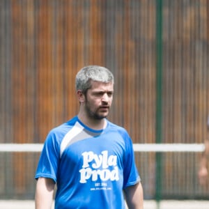 Le chanteur Grégoire (Boissenot) - People lors du tournoi de football Media Cup, un tournoi par équipe de production ou chaine de télévision, à Meudon. Le 2 juillet 2016 