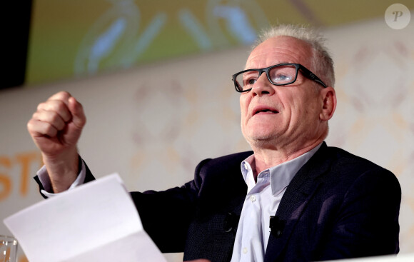 Concernant sa double casquette de directeur à l'Institut Lumière et de délégué général du festival de Cannes.
Thierry Frémaux, délégué général du festival de Cannes lors de la conférence de presse pour annoncer la sélection officielle du 77ème Festival de Cannes à l'UGC Normandie à Paris le 11 avril 2024. © Dominique Jacovides / Bestimage 