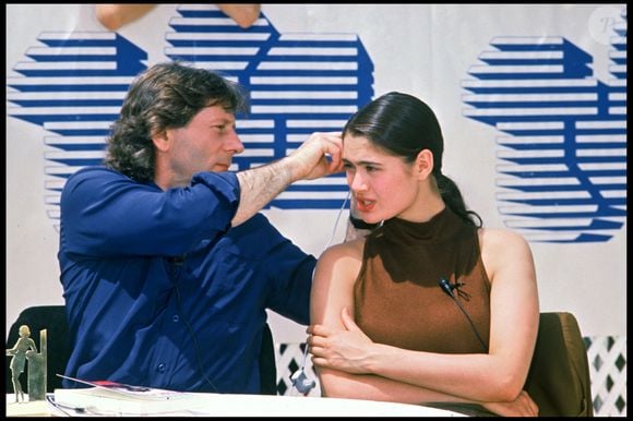 Roman Polanski et l'actrice Charlotte Lewis au festival de Cannes 1986 pour le film "Pirates"