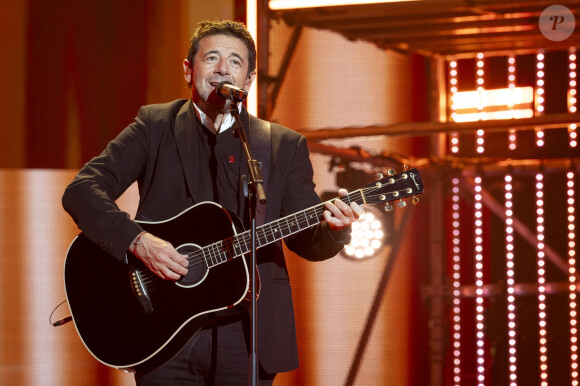 De quoi faire la fierté de son papa
Exclusif - Patrick Bruel lors de l'enregistrement de la soirée "Les 30 ans du sidaction - la soirée événement" au Grand Rex à Paris diffusée le 23 mars 2024 sur France 2 À l'occasion du week-end du Sidaction, qui aura lieu les 22, 23, 24 mars prochain, et pour célébrer cette édition anniversaire, cette soirée-événement mettra l'espoir à l'honneur. L'émission reviendra sur le combat de la pop culture, qui a permis de faire bouger les lignes ces trente dernières années. Accompagnée d'un orchestre symphonique, Line Renaud, en fil rouge de la soirée, sera entourée des fidèles du Sidaction P.Obispo, C.Dechavanne, M.Robin, JP.Gaultier, V. et D.Burki. Ils seront les passeurs d'histoires de cette grande soirée. À leurs côtés, de nombreux artistes se succéderont sur scène. Des prestations uniques puisque chaque tableau a été conçu et chorégraphié spécialement pour l'occasion. © Cyril Moreau / Coadic Guirec / Bestimage 