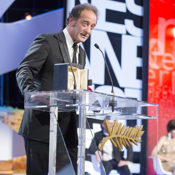 et a décroché notamment le prix d'interprétation en 2015 pour "La Loi du Marché"
Vincent Lindon (prix d'interprétation masculine pour le film "La Loi du Marché") - Cérémonie de clôture du 68ème Festival International du film de Cannes, le 24 mai 2015.