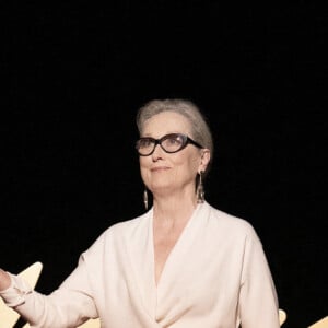 Meryl Streep recevant sa Palme d'honneur lors du 77e Festival de Cannes le 14 mai 2024 Photo by David NIVIERE/ABACAPRESS.COM