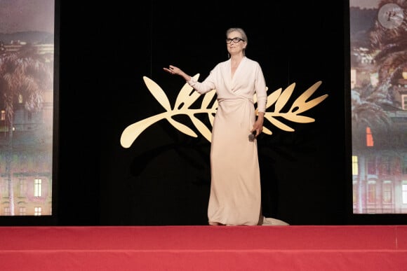 Meryl Streep recevant sa Palme d'honneur lors du 77e Festival de Cannes le 14 mai 2024 Photo by David NIVIERE/ABACAPRESS.COM