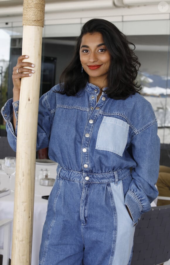 Kathy Packianathan (Ici Tout commence) lors du photocall de 'CanneSeries ' Saison 6 au Palais des Festivals de Cannes le 15 Avril 2023. © Denis Guignebourg/Bestimage