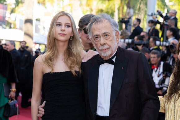 Romy Croquet a fait forte impression au Festival de Cannes.
Romy Croquet et son grand-père Francis Ford Coppola à la montée des marches du 77ᵉ Festival International du Film de Cannes, au Palais des Festivals à Cannes. © Olivier Borde / Bestimage