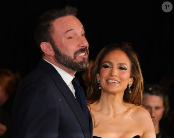 Affaire à suivre, donc.
Jennifer Lopez et Ben Affleck à Hollywood.