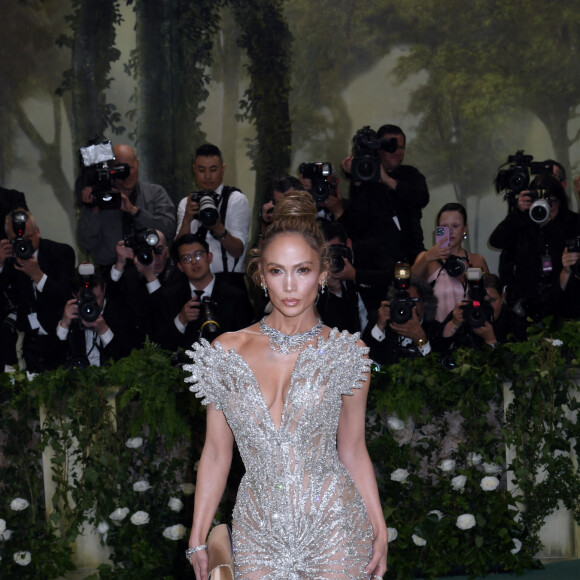 Jennifer Lopezau MET Gala 2024 au Metropolitan Museum à New York, le 6 mai 2024.© Photo Image Press via ZUMA Press Wire