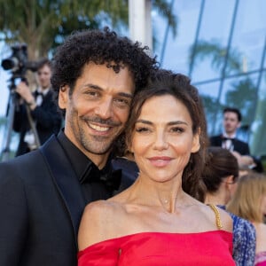 Tomer Sisley et sa femme Sandra Sisley - Montée des marches du film " Emilia Perez " lors du 77ème Festival International du Film de Cannes, au Palais des Festivals à Cannes. Le 18 mai 2024 © Olivier Borde / Bestimage 