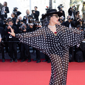 Rossy de Palma - Montée des marches du film " Emilia Perez " lors du 77ème Festival International du Film de Cannes, au Palais des Festivals à Cannes. Le 18 mai 2024 © Jacovides-Moreau / Bestimage