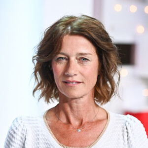 Exclusif - Carole Gaessler - Enregistrement de l'émission Vivement dimanche au studio Gabriel, présentée par M.Drucker et diffusée sur France 3 le 15 octobre 2023. © Guillaume Gaffiot / Bestimage