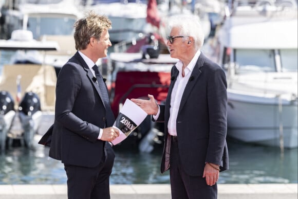 Exclusif - Laurent Delahousse et Richard Gere lors de l'enregistrement du "20h30 le dimanche" (19/05/24) avec Laurent Delahousse lors du 77ème Festival International du Film de Cannes, France, le 17 mai 2024. © Olivier Borde/Bestimage  Exclusive - For Germany Call For Price - Recording of "8:30 p.m. on Sunday" with Laurent Delahousse during the 77th Cannes International Film Festival, France, May 17, 2024.