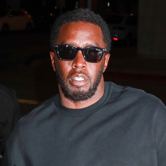 Lorsqu'elle était en couple avec le rappeur américain P. Diddy. 
P. Diddy arrive pour dîner au Craig's de West Hollywood, Los Angeles, Californie, États-Unis.