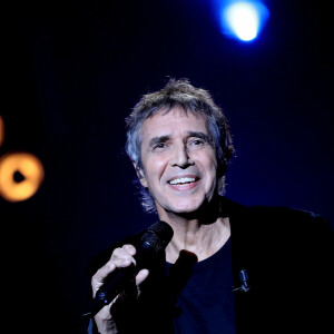 Enregistrement de l'émission "Chantons Aznavour" aux Folies Bergère à Paris. © Pierre Perusseau / Bestimage