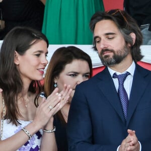 Il y a quelques jours, c'est son ex Dimitri Rassam qui foulait le tapis rouge.
Charlotte Casiraghi et son mari Dimitri Rassam lors de la dernière soirée de la 17ème édition du Longines Global Champions Tour à Monaco, le 1er juillet 2023. © Claudia Albuquerque/Bestimage