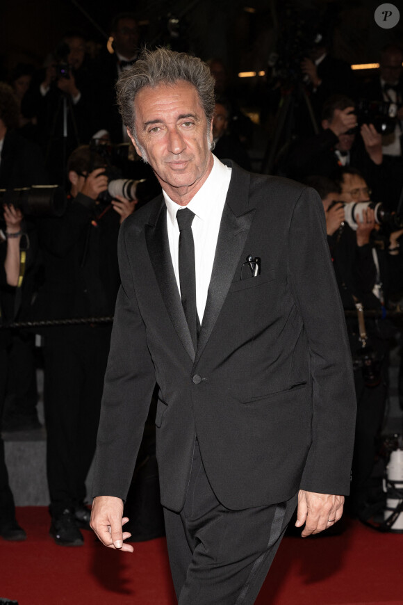 Ce film, réalisé par Paolo Sorrentino, est en compétition officielle à Cannes.
Paolo Sorrentino à la montée des marches du film Parthenope lors du 77ᵉ Festival de Cannes. Le 21 mai 2024. © David Niviere/ABACAPRESS.COM