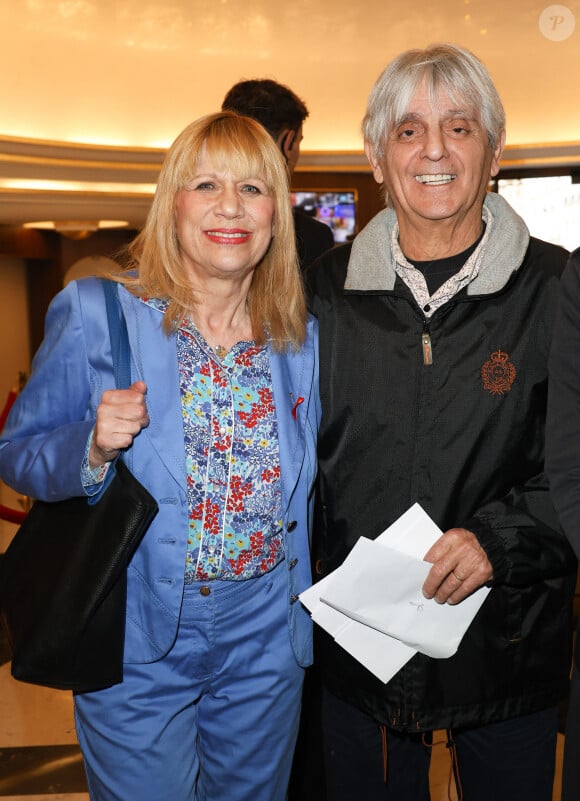 La chanteuse Stone ( Annie Gautrat) et son mari Mario d'Alba - Dave célèbre son 80ème anniversaire sur la scène de Grand Rex à Paris le 21 mai 2024. Dave a enthousiasmé le public durant plus de deux heures, pour son concert anniversaire. © Coadic Guirec/Bestimage