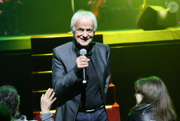 Dave - Dave célèbre son 80ème anniversaire sur la scène de Grand Rex à Paris le 21 mai 2024. Dave a enthousiasmé le public durant plus de deux heures, pour son concert anniversaire. © Coadic Guirec/Bestimage