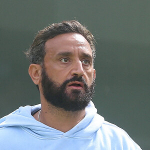 Tournoi de Padel des personnalités au Lagardere Paris Racing en présence de Cyril Hanouna à Paris le 17 mai 2024. © Jonathan Rebboah / Panoramic / Bestimage