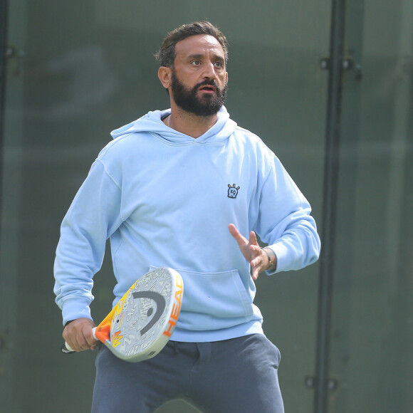 Tournoi de Padel des personnalités au Lagardere Paris Racing en présence de Cyril Hanouna à Paris le 17 mai 2024. © Jonathan Rebboah / Panoramic / Bestimage