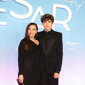 Elodie Bouchez et son fils Roxan - Photocall de la 49ème édition de la cérémonie des César à l'Olympia à Paris le 23 février 2024 © Dominique Jacovides / Olivier Borde / Bestimage 