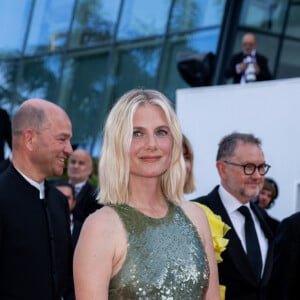 Mélanie Laurent - Montée des marches du film " La plus précieuse des marchandises " lors du 77ème Festival International du Film de Cannes, au Palais des Festivals à Cannes. Le 24 mai 2024 © Olivier Borde / Bestimage 