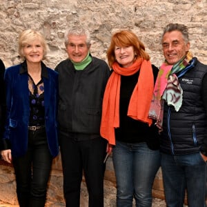 Exclusif - Catherine Ceylac, Claude Lelouch, Muriel Mayette-Holtz et son mari Gérard Holtz - Claude Lelouch, le réalisateur producteur oscarisé, est au Théâtre National de Nice pour une "Conversation Intime" avec Catherine Ceylac, le 12 décembre 2022. © Bruno Bebert/Bestimage 