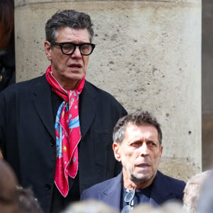 Marc Lavoine, Pascal Duchène - Sorties des obsèques du prince Jean-Stanislas Poniatowski en l'Eglise polonaise à Paris, France, le 29 avril 2024. © Jacovides-Moreau/Bestimage